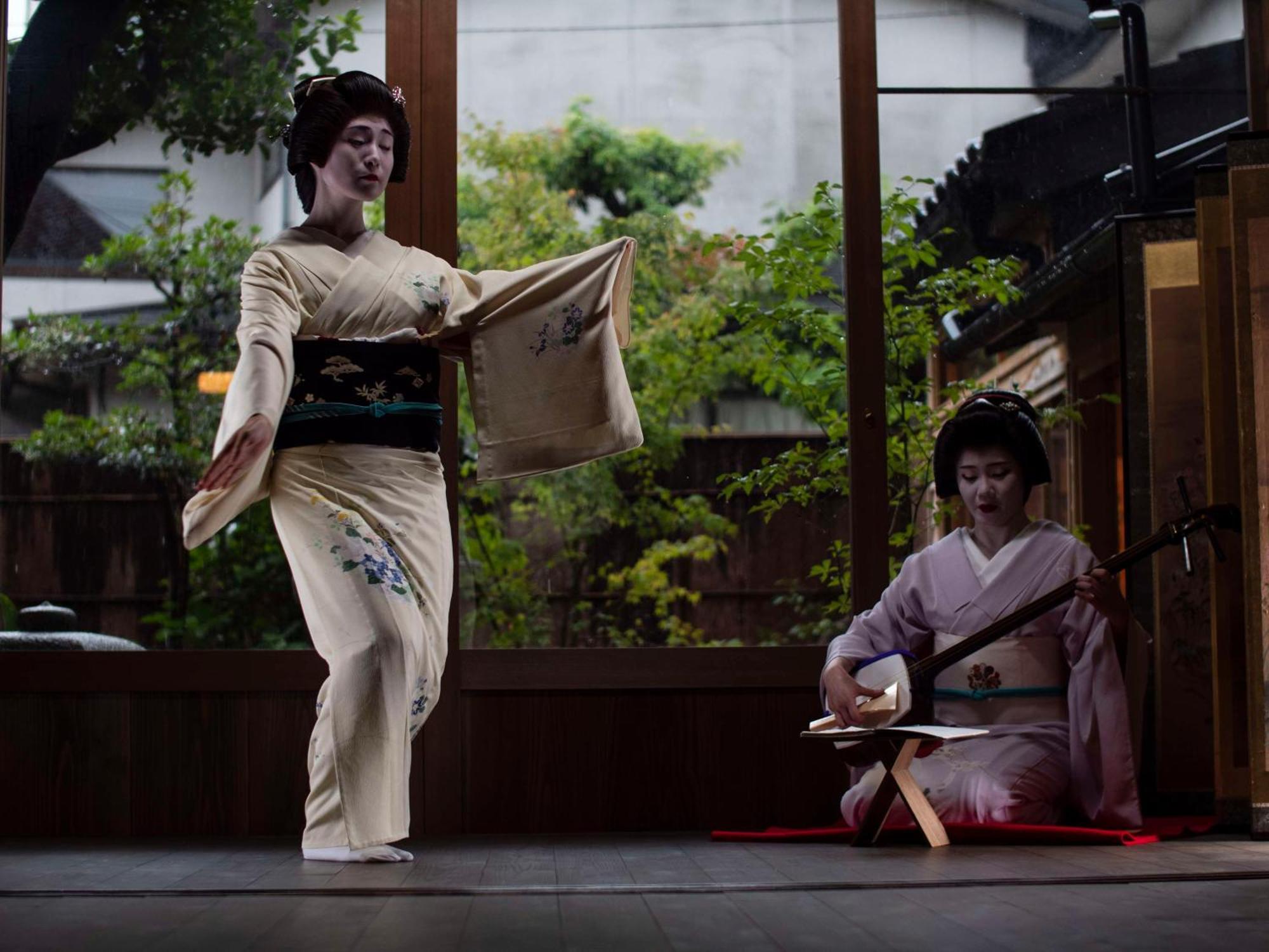 ไฮแอท เซ็นทริก คานาซาวะ Hotel คานาซาว่า ภายนอก รูปภาพ A scene from a traditional Japanese dance